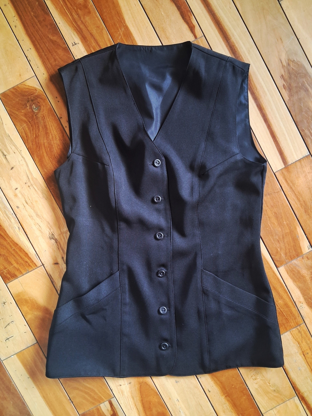 Black Fitted Button-Up Vest
